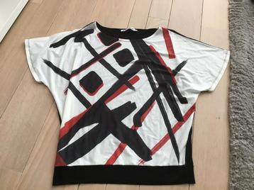 Nieuw shirt van Desigual, maat M. beschikbaar voor biedingen
