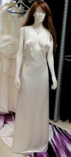 Bruidsjurk ivoor slank +lage rug met steentjes BKEUS L 37218, Trouwjurk, ., Wit, Ophalen of Verzenden