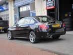 Mercedes-Benz C 200 4MATIC AMG Leer Camera Distronic, Auto's, Mercedes-Benz, Euro 6, 4 cilinders, 1445 kg, Zwart