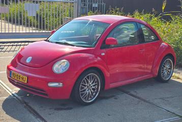 Volkswagen Beetle (Kever) 2.0 85KW APK / NAP / 18" / TREKHAA beschikbaar voor biedingen