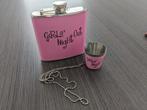 Roze heupfles Girls Night Out met shotglas, Ophalen of Verzenden, Nieuw, Feestartikel, Overige