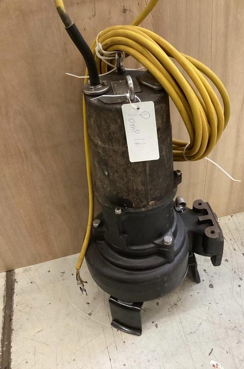 Tsurumi mest dompelpomp, Doe-het-zelf en Verbouw, Buizen en Afvoer, Zo goed als nieuw, Overige typen, Overige materialen, 80 mm of meer