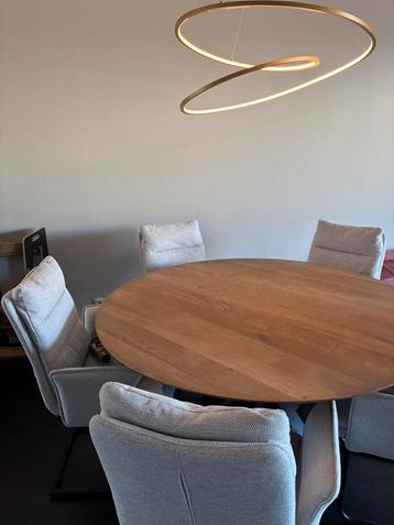 Paar maanden oud, zeer lekker zittende stoelen