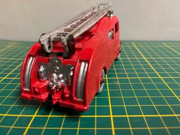 Dinky toy 955 Commer brandweer auto beschikbaar voor biedingen