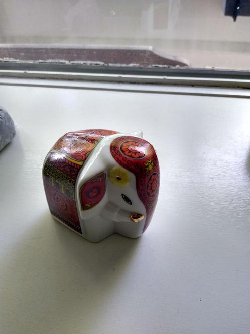 Aardewerk olifant voor bewaren thee 7 cm, Huis en Inrichting, Keuken | Keukenbenodigdheden, Gebruikt, Ophalen of Verzenden