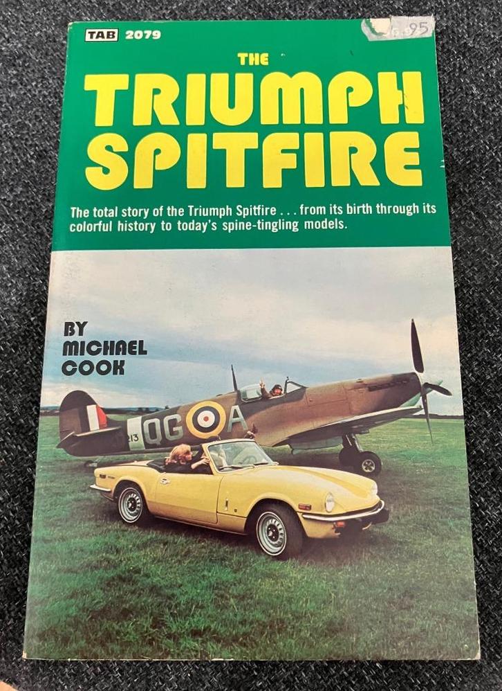 The Triumph Spitfire – Michael Cook (TAB Books, 1970s), Boeken, Auto's | Boeken, Gelezen, Overige merken, Ophalen of Verzenden