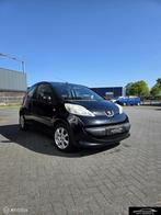 Peugeot 107 1.0-12V XS, Voorwielaandrijving, Gebruikt, 4 stoelen, Origineel Nederlands