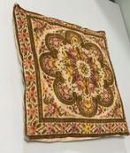 Antiek kussen geborduurd bloem bloemen patroon 40x40 cm, Ophalen of Verzenden