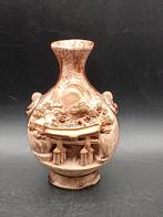 Fraai Banko-ware Japan Itsukaku Yaki Vaasje Reliëf 1950, Ophalen of Verzenden