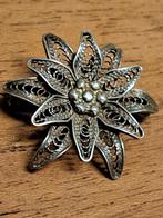 Zilveren filigrain bloembroche, Ophalen of Verzenden, Zo goed als nieuw, Onbekend, Onbekend