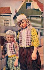 Marken Klederdracht Oude Ongelopen Ansichtkaart ( B1890 ), Ophalen of Verzenden, 1940 tot 1960, Ongelopen, Noord-Holland