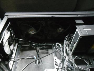 pc behuizing beschikbaar voor biedingen