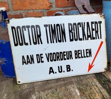 Oud emaille bord DOCTOR  beschikbaar voor biedingen