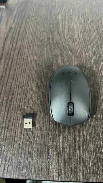 Logitech USB wireless mouse beschikbaar voor biedingen