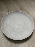 Decoratieve lichtgrijze stenen schaal doorsnede 39,5 cm, Huis en Inrichting, Woonaccessoires | Dienbladen, Ophalen, Zo goed als nieuw