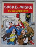 De Bloedbroeder (Rode Kruis) W Vandersteen - Suske en Wiske, Ophalen of Verzenden, Zo goed als nieuw, W. VanderSteen, Eén stripboek