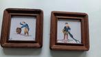 2 makummer tegels in houten lijst., Antiek en Kunst, Ophalen of Verzenden