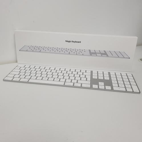 Apple Magic Keyboard WHITE - QWERTY, Computers en Software, Toetsenborden, Nieuw, Qwerty, Draadloos, Ophalen of Verzenden