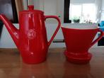 Douwe Egberts koffiepot en filter aardewerk rood, Huis en Inrichting, Keuken | Servies, Ophalen of Verzenden, Zo goed als nieuw