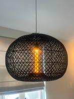 Rotan Hanglamp, Huis en Inrichting, Lampen | Hanglampen, 50 tot 75 cm, Hout, Ophalen of Verzenden, Zo goed als nieuw