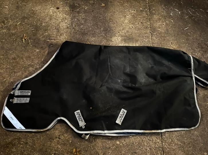 Amigo Bravo deken 100 gram 140cm / 6’3, Dieren en Toebehoren, Paarden en Pony's | Dekens en Dekjes, Zo goed als nieuw, Deken, Ophalen of Verzenden
