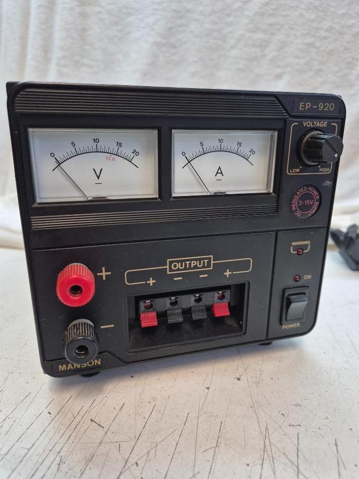 Manson EP-920 analoge voeding, 3-15 Volt, 20 Ampere (20A), Hobby en Vrije tijd, Elektronica-componenten, Gebruikt, Ophalen