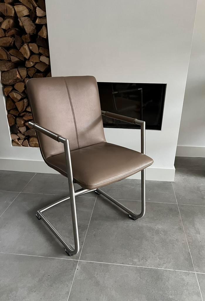 4/6/8 taupe leder Henders & Hazel design eetkamerstoelen, Huis en Inrichting, Stoelen, Zo goed als nieuw, Vijf, Zes of meer stoelen
