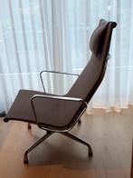 Vitra Eames EA124 lounge stoel, Huis en Inrichting, Fauteuils, Ophalen, Gebruikt, 50 tot 75 cm