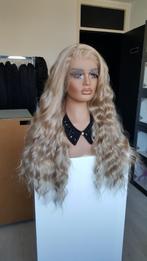 Luxe Lace Pruik: Gemêleerd blond, deep wavy , 70cm, Ophalen of Verzenden, Nieuw, Pruik of Haarverlenging