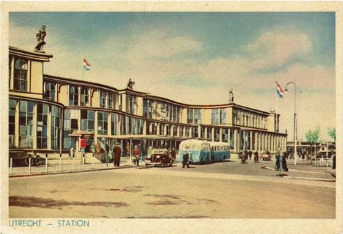 Ansichtkaart station Utrecht, Verzamelen, Ansichtkaarten | Nederland, Gelopen, Utrecht, 1940 tot 1960, Ophalen of Verzenden