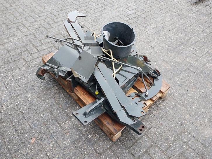 Mailleux voorlader steunen Fendt Vario 300 serie, Zakelijke goederen, Agrarisch | Onderdelen | Banden, Velgen en Assen