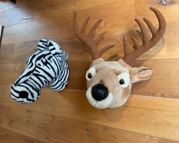 Pluche dierenkoppen om op te hangen (zebra en hert) beschikbaar voor biedingen