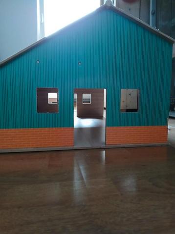 Kids Globe schuur / landbouwloods beschikbaar voor biedingen