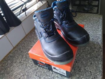 Nieuwe werkschoenen beschikbaar voor biedingen