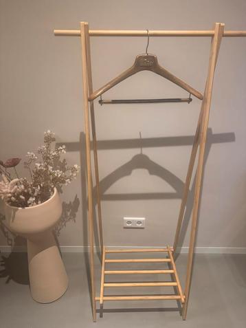 Jaguar houten kledinghanger beschikbaar voor biedingen