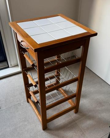 Keuken bijzet tafeltje/trollie beschikbaar voor biedingen