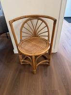 Oude vintage rotan stoel, Ophalen