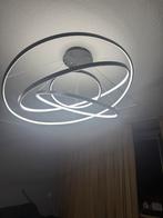 Design LED hanglamp met 4 ringen – zo goed als nieuw, Huis en Inrichting, Lampen | Plafondlampen, Ophalen, Zo goed als nieuw
