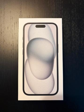 Apple iPhone 15 128GB Zwart + Screen & Camera Protector beschikbaar voor biedingen