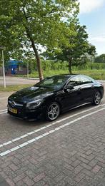 Mercedes-Benz CLA 180  automaat zwart vakantieklasr!! 2015!, Auto's, Mercedes-Benz, 4 cilinders, 715 kg, Overige bekleding, 1595 cc