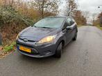 Ford Fiësta 1.25 44KW 3DR 2010 Grijs, Auto's, Ford, Voorwielaandrijving, 1242 cc, 4 cilinders, Origineel Nederlands