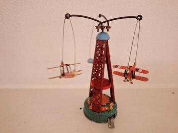 Blikken speelgoed vliegtuig draaimolen  beschikbaar voor biedingen