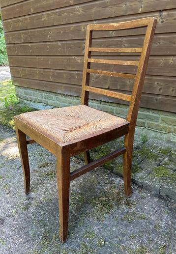 Oude stoel met biezen mat zitting bruin vintage retro beschikbaar voor biedingen