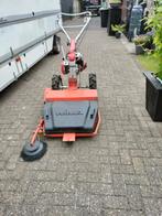 Veegmachine met tweewielige tractor!!, Ophalen