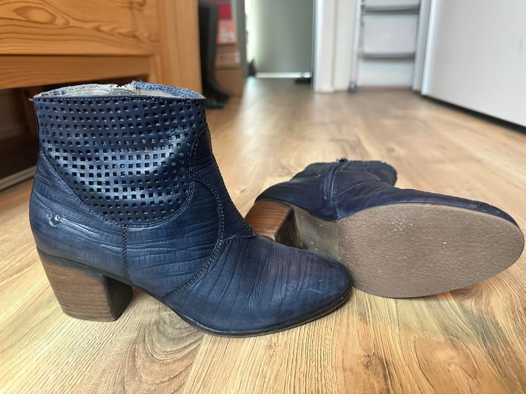 Cellini leren enkellaarsjes maat 38, Kleding | Dames, Schoenen, Blauw, Lage of Enkellaarzen, Ophalen of Verzenden, Zo goed als nieuw