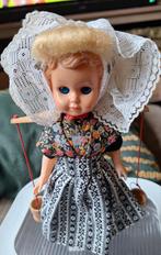 Vintage Nederlandse Pop in Klederdracht, Ophalen of Verzenden