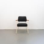 1 Vitra Prouve Direction stoel Beige Zwart, Huis en Inrichting, Stoelen, Niet ingevuld, Niet ingevuld, Zo goed als nieuw, Metaal