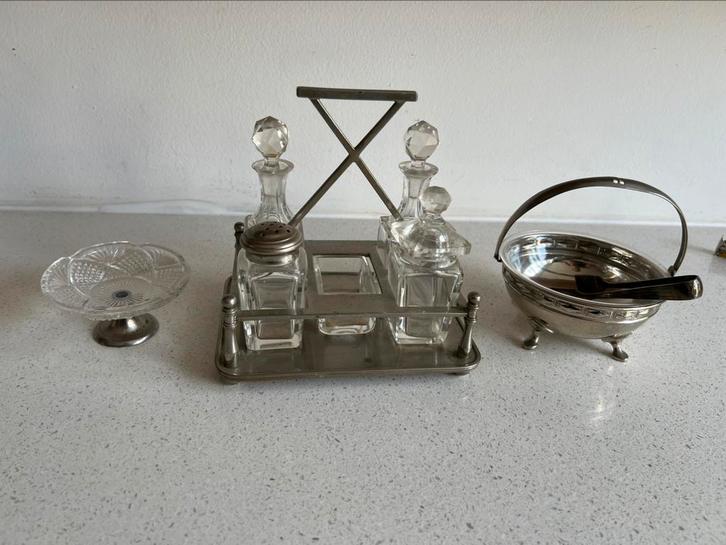 Antieke condimentenset/tafelset - kristal/verzilverde houder, Antiek en Kunst, Antiek | Goud en Zilver, Zilver, Ophalen