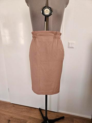 Nieuwe rok maat 40 beschikbaar voor biedingen