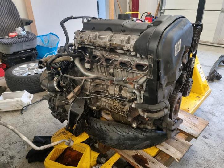 Volvo V40 / S40 2.0 T4 200pk Motor - B4204T5, Auto-onderdelen, Motor en Toebehoren, Volvo, Gebruikt, Ophalen of Verzenden